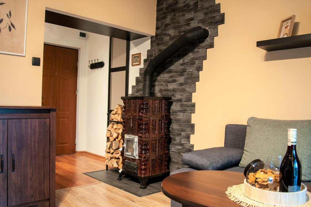 Apartament "Klimatycznie" - Przytulny, 4-Osobowy, Jelenia Gora, Cieplice Dış mekan fotoğraf